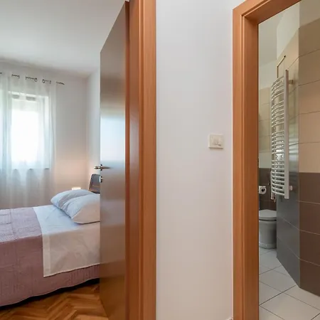 With Parking Space - 21795 Apartment *