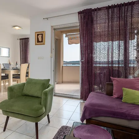 With Parking Space - 21795 Apartment Trogir
